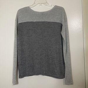 VINCE. Long sleeve gray color block lightweight shirt size XS